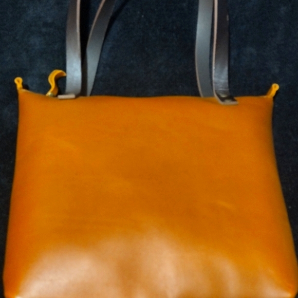 Elegant Brown Leather Tote Bag